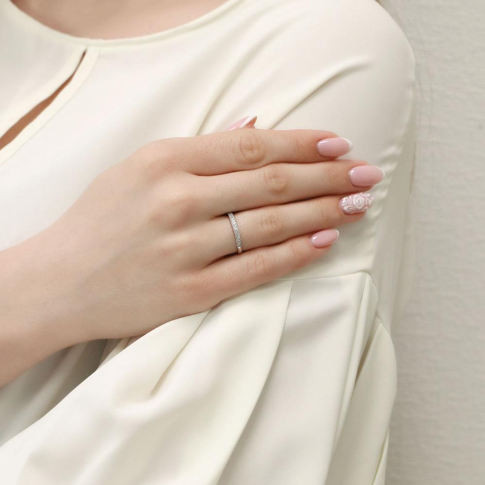 Обручальное кольцо из белого золота 2 мм SOKOLOV с бриллиантом
