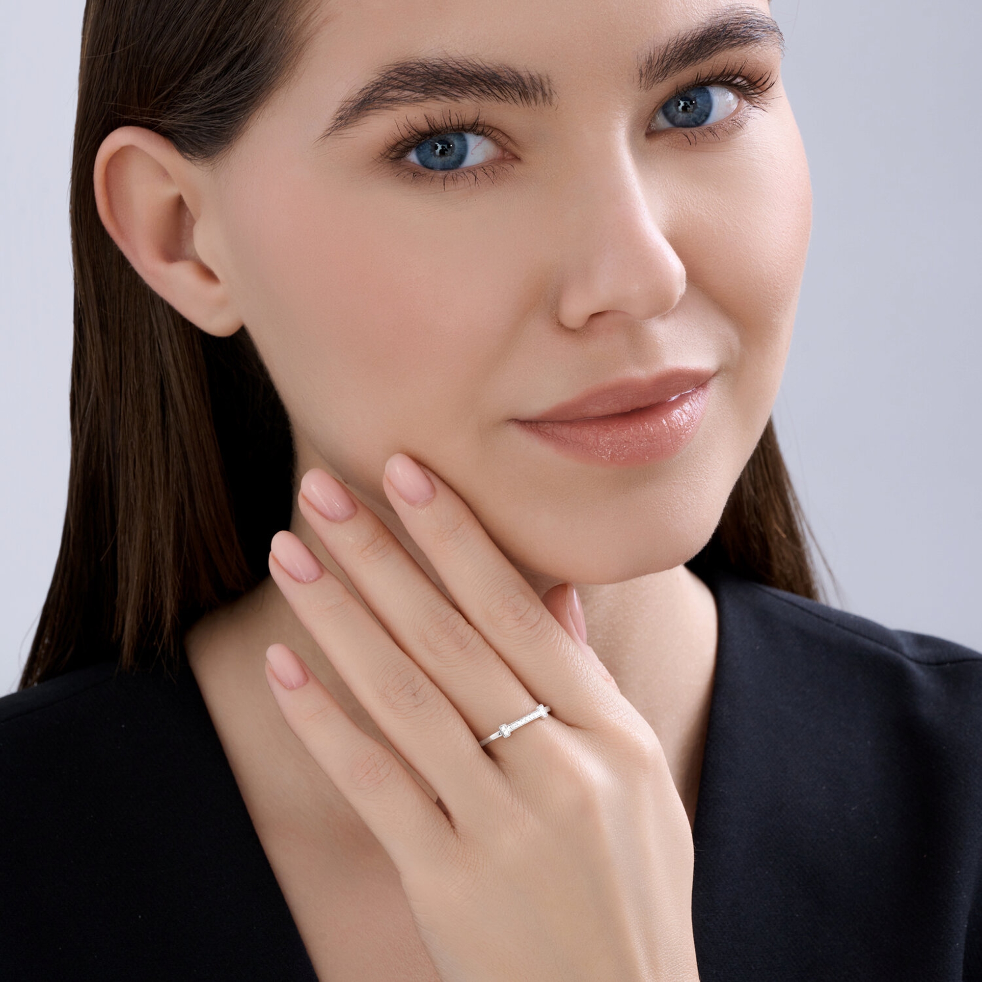 Кольцо из белого золота SOKOLOV с бриллиантом