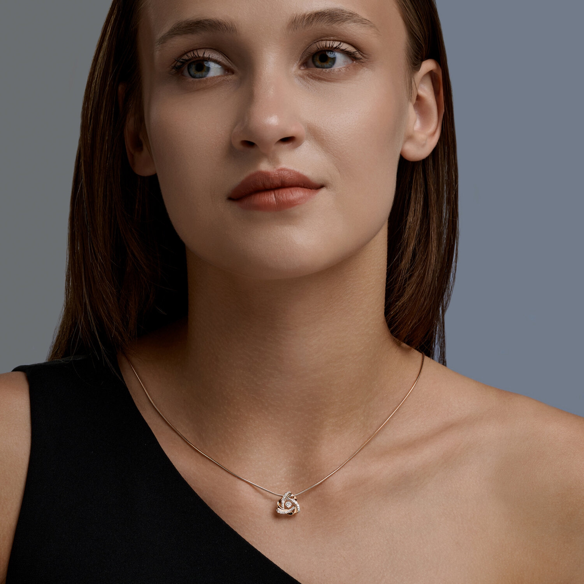 Золотая подвеска SOKOLOV