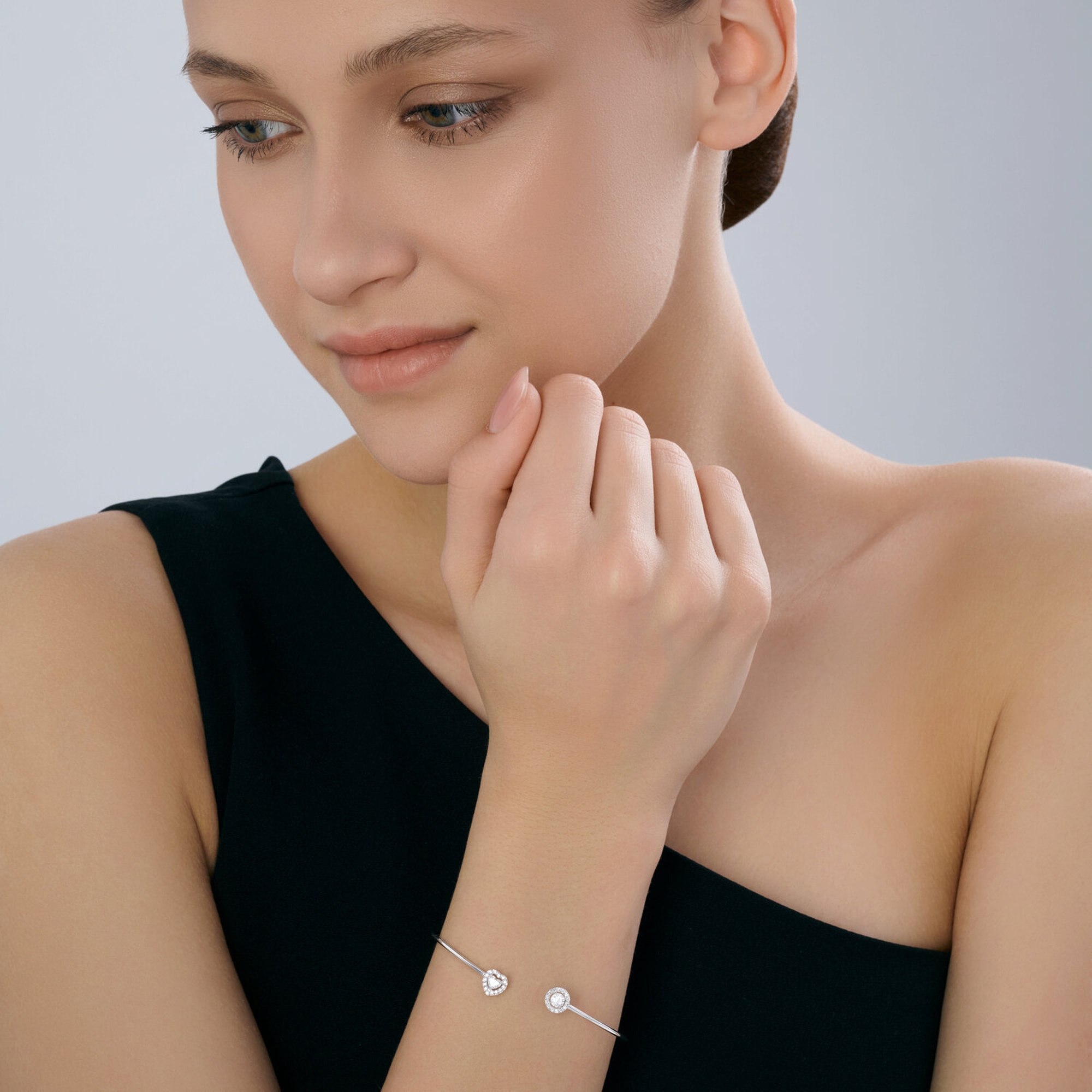 Золотой браслет SOKOLOV с бриллиантом выращенным