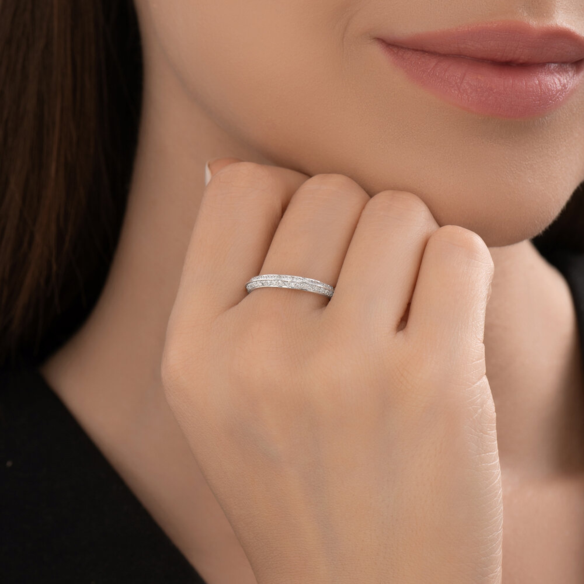 Золотое кольцо SOKOLOV с бриллиантом