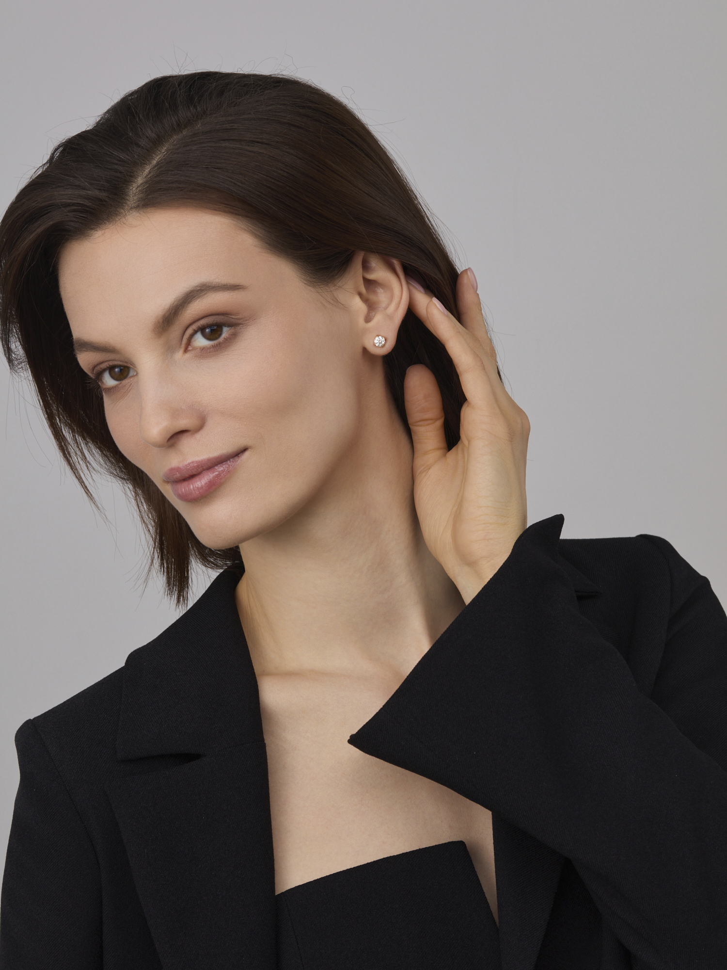 Золотые серьги АЛЬКОР с бриллиантом