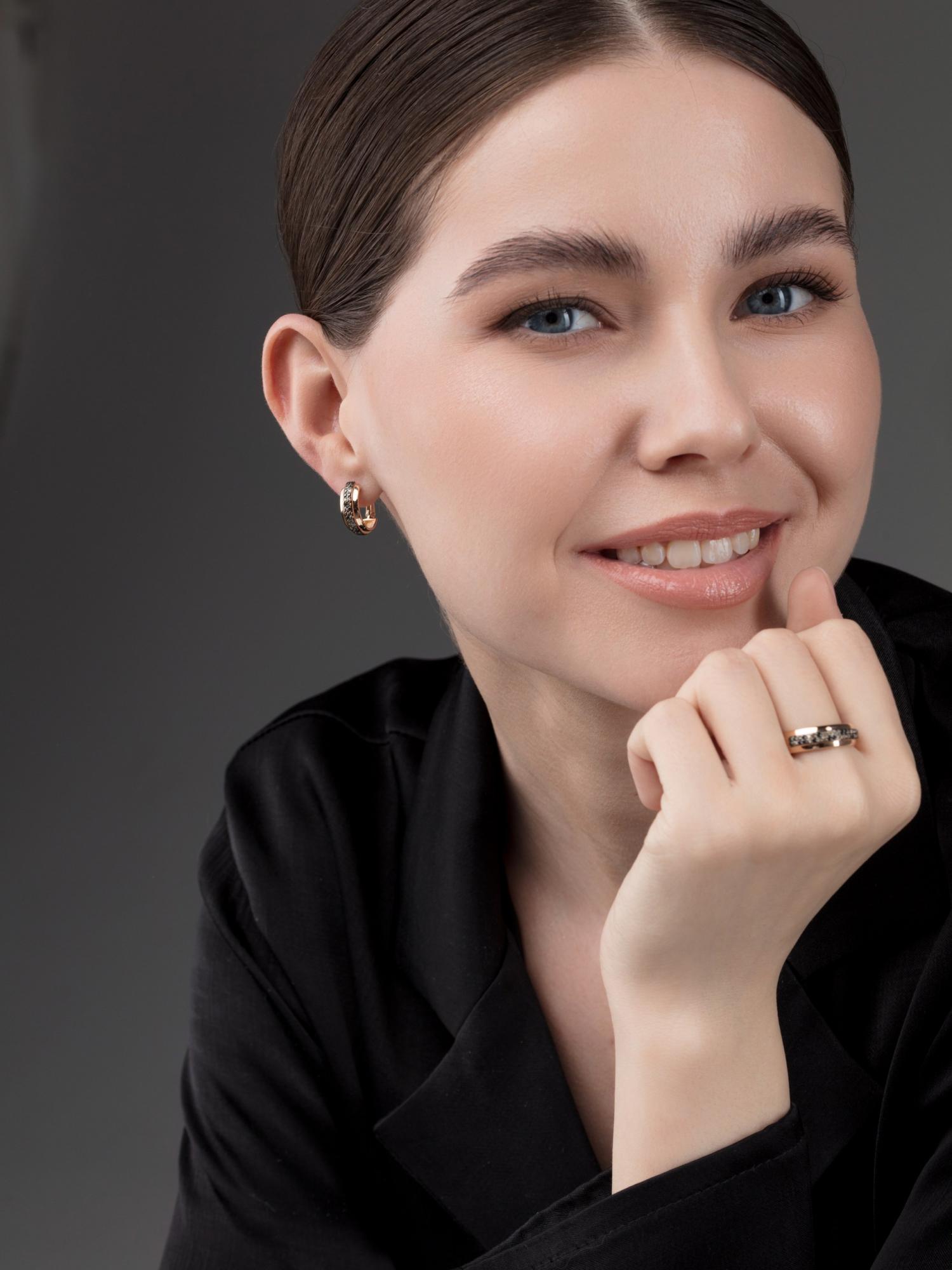 Золотые серьги АЛЬКОР с чёрным бриллиантом и коньячным бриллиантом