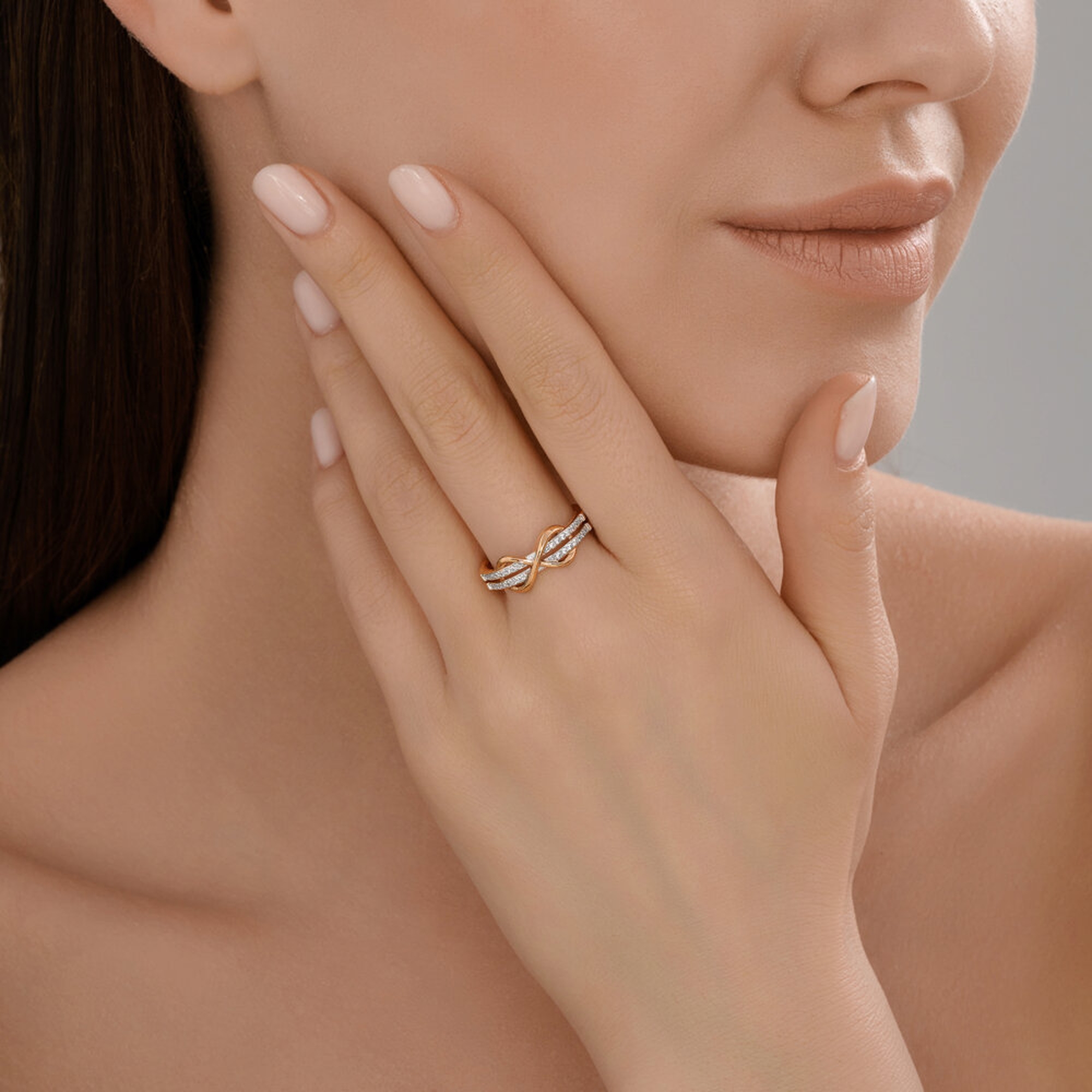 Золотое кольцо Diamant с фианитом