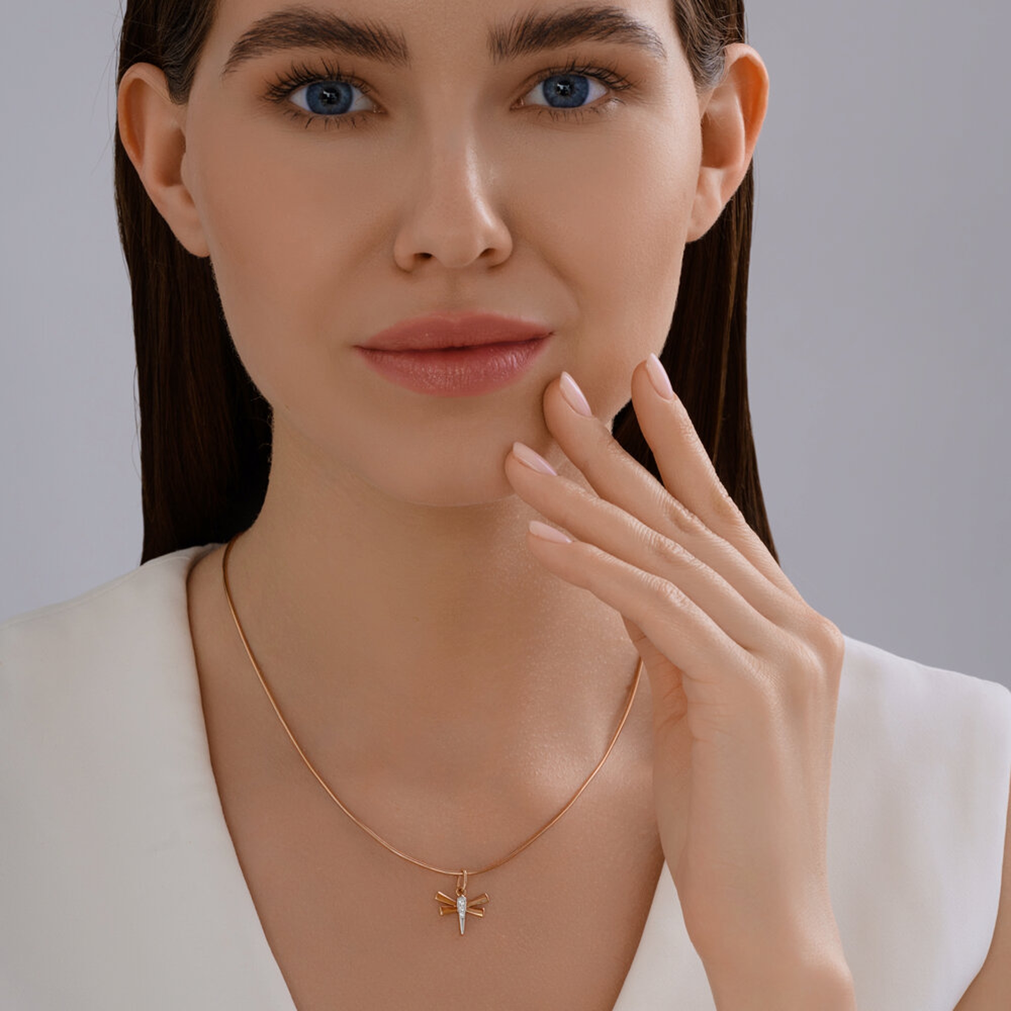 Золотая подвеска SOKOLOV с фианитом