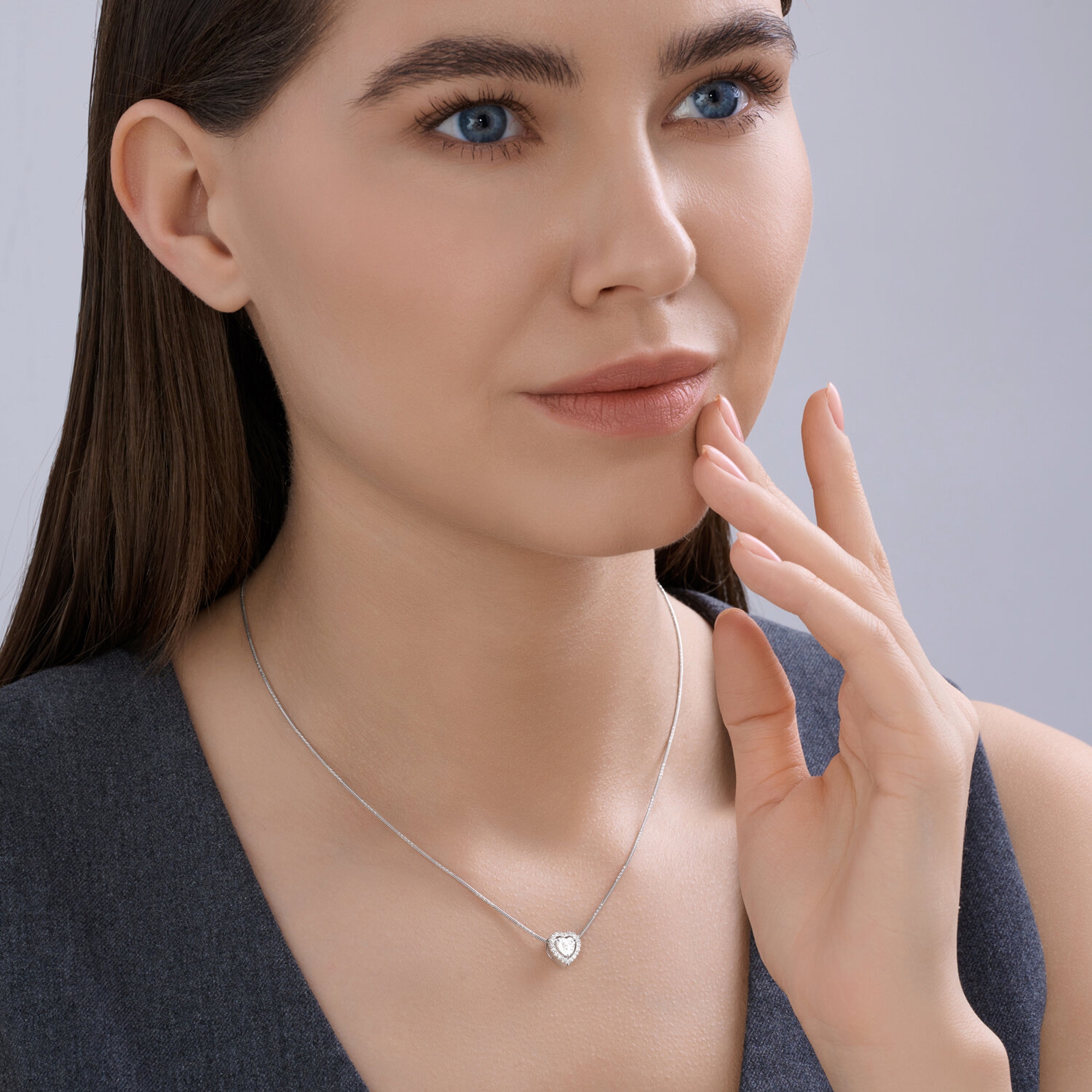 Золотая подвеска SOKOLOV с бриллиантом выращенным