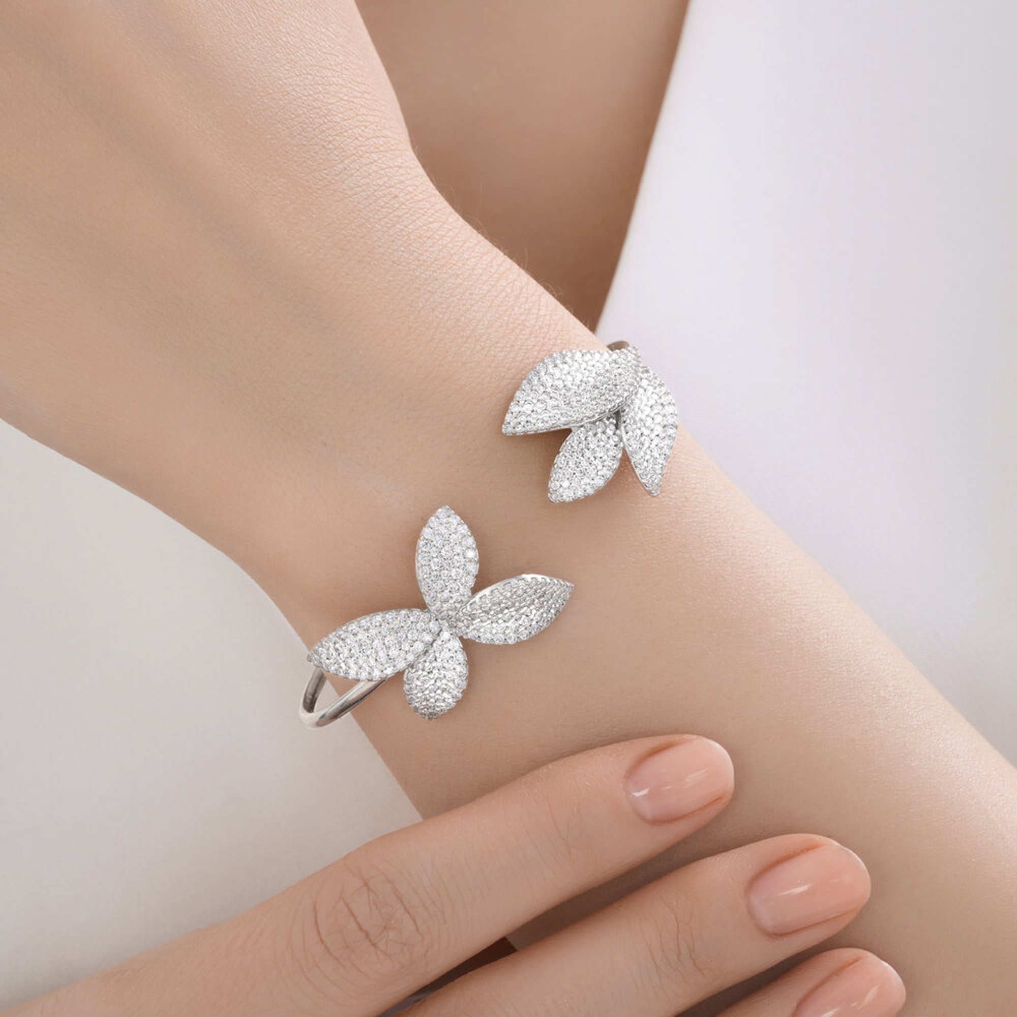 Серебряный браслет SOKOLOV с фианитом