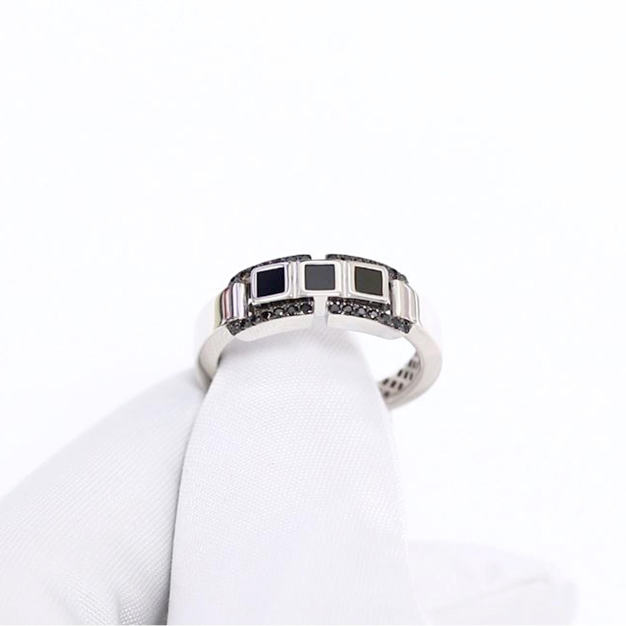 Кольцо из белого золота BERGER с ониксом и чёрным бриллиантом