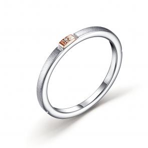 Серебряное кольцо АЛЬКОР с золотой накладкой и бриллиантом 01-3283/000Б-00 фото
