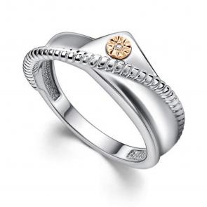 Серебряное кольцо АЛЬКОР с золотой накладкой и бриллиантом 01-4397/000Б-00 фото