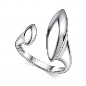 Серебряное кольцо АЛЬКОР 01-4570/0000-00 фото