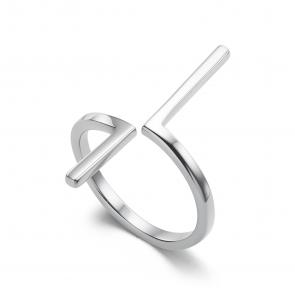 Серебряное кольцо АЛЬКОР 01-4898/0000-00 фото