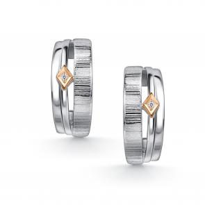 Серебряные серьги АЛЬКОР с золотой накладкой и бриллиантом 02-5471/000Б-00 фото