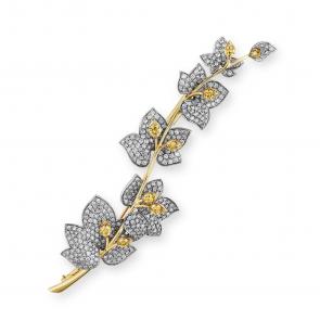 Брошь из комбинированного золота Мастер Бриллиант с бриллиантом и сапфиром 20M7-570311-00-56 фото