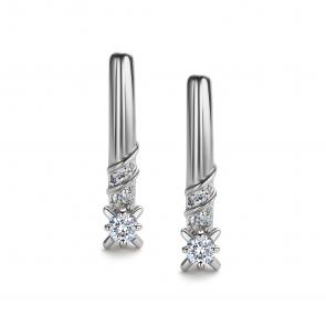 Серьги из белого золота АЛЬКОР с бриллиантом 26469-200 фото