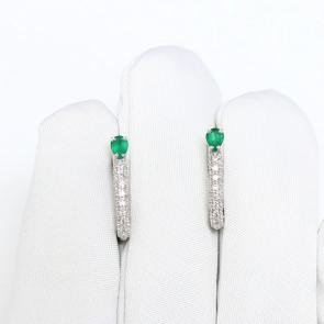 Серьги из белого золота АЛЬКОР с бриллиантом и изумрудом 26564-201 фото