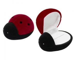 Футляр флокированный Божья коровка под кольцо и серьги серия Детская 34601-кч фото