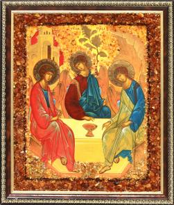 Икона ручной работы Святая Троица ИП Шавкунов ИН с натуральным янтарем 628450 фото