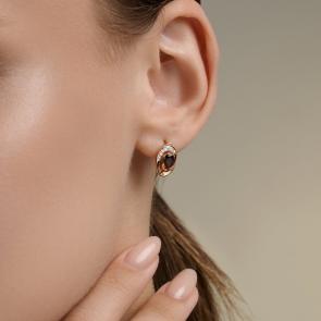 Золотые серьги SOKOLOV с бриллиантом и гранатом 72-00526 фото