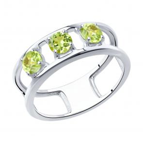 Серебряное кольцо SOKOLOV с хризолитом 92012127 фото