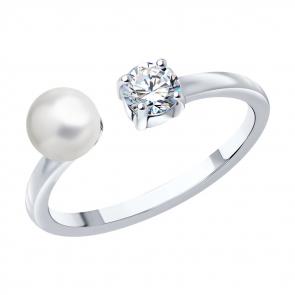 Серебряное кольцо SOKOLOV с фианитом и жемчугом Swarovski 94013680 фото
