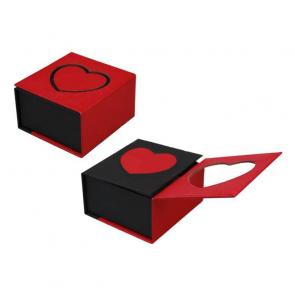 Футляр картонный на магнитах под гарнитур серия Любовь 94330-кч фото