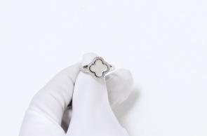 Серебряное кольцо ЮЗ Корона с перламутром КС-к4458V563 фото