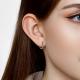 Золотые серьги Diamant с бриллиантом