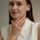 Золотое кольцо Diamant с фианитом и гранатом