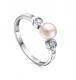 Серебряное кольцо KABAROVSKY с фианитом и жемчугом